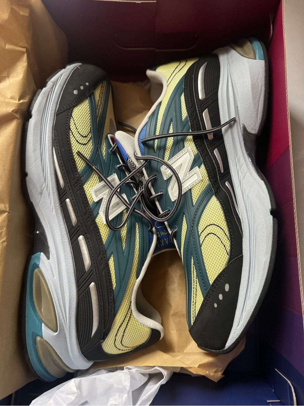 New Balance Men’s Yellow and Teal Athletic Sneakers